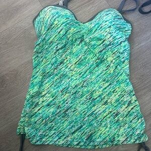 ✔️#3 BNWOT FREE COUNTRY RUCHED Green Patterned WATERFALL TANKINI